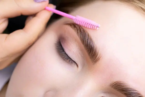 How to let your eyebrows grow naturally and get them in top shape