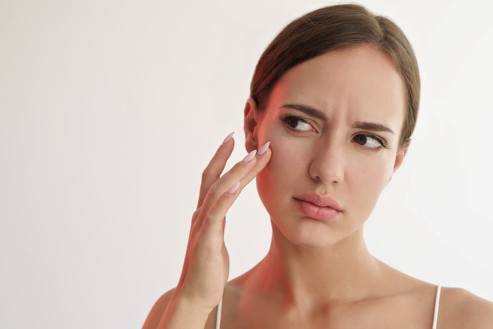 What to do about dry skin on the face?