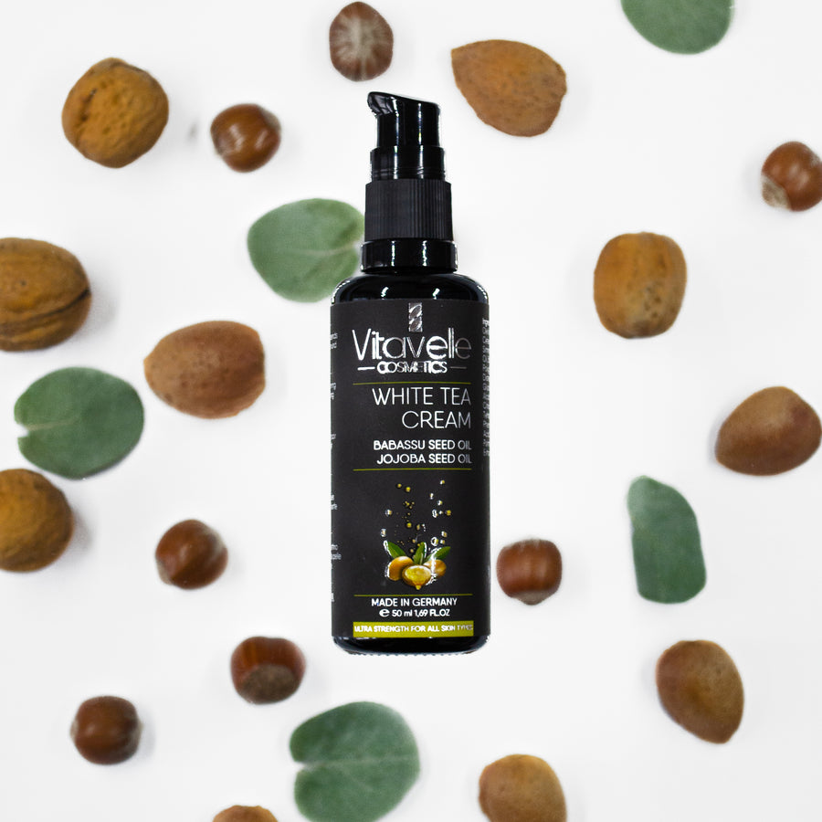 White tea cream with babassu oil
